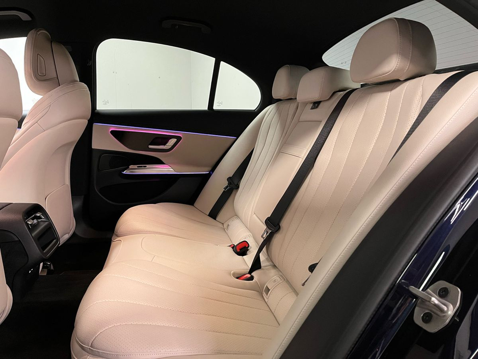 2026 Mercedes-Benz E Class 300e AMG - 19 Inch Alloys - Reversing Camera - Ambient Lighting - Sat Nav - Climate Control - Electric Heated Memory Seats - Keyless Start - Apple CarPlay/Android Auto €88,006