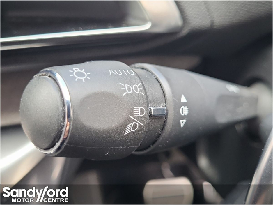 2023 Peugeot 3008 HYBRID2 225bhp PHEV GT €29,950