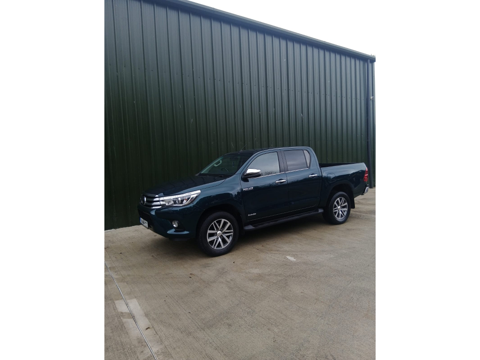 2019 Toyota Hilux 2.4D4D INVINC 148BHP D/C €23,500