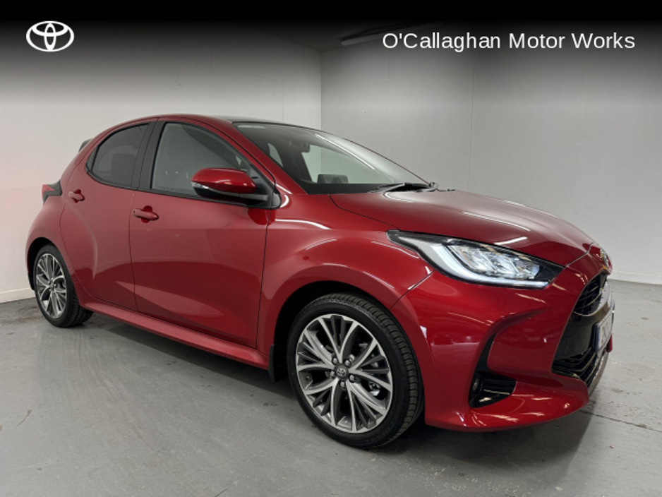 2024 Toyota Yaris YARIS HYBRID PLATINUM €29,950