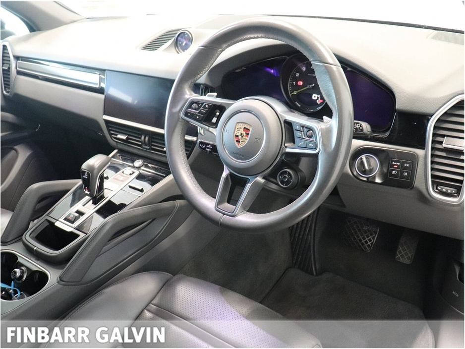 2022 Porsche Cayenne 3.0V6 E-Hybrid Platinum Edition 4WD Auto €71,950