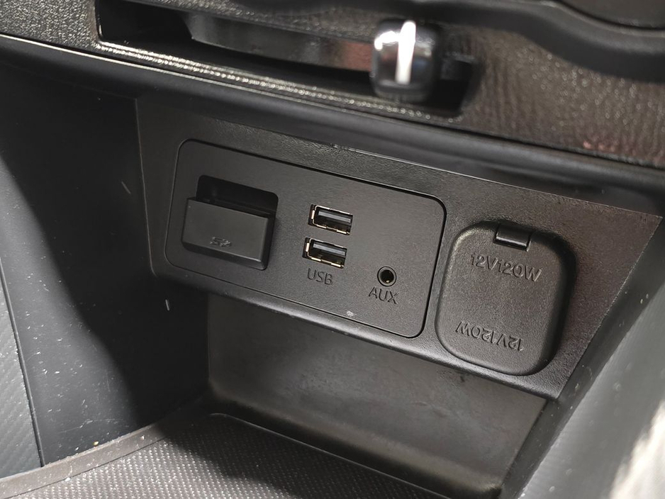 2019 Mazda Demio 1.5 Automatic, 4WD Reversing camera €13,995