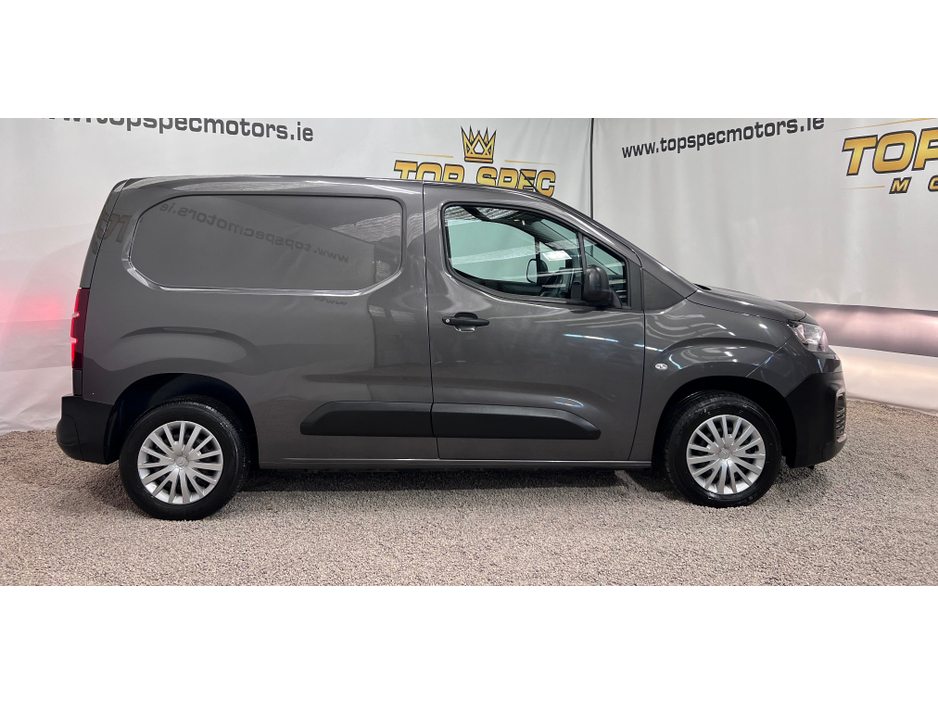 2020 Citroen Berlingo 2020 (202) CITROEN BERLINGO NEW MODEL 1.6Hdi 3 Seater enterprise €13,800