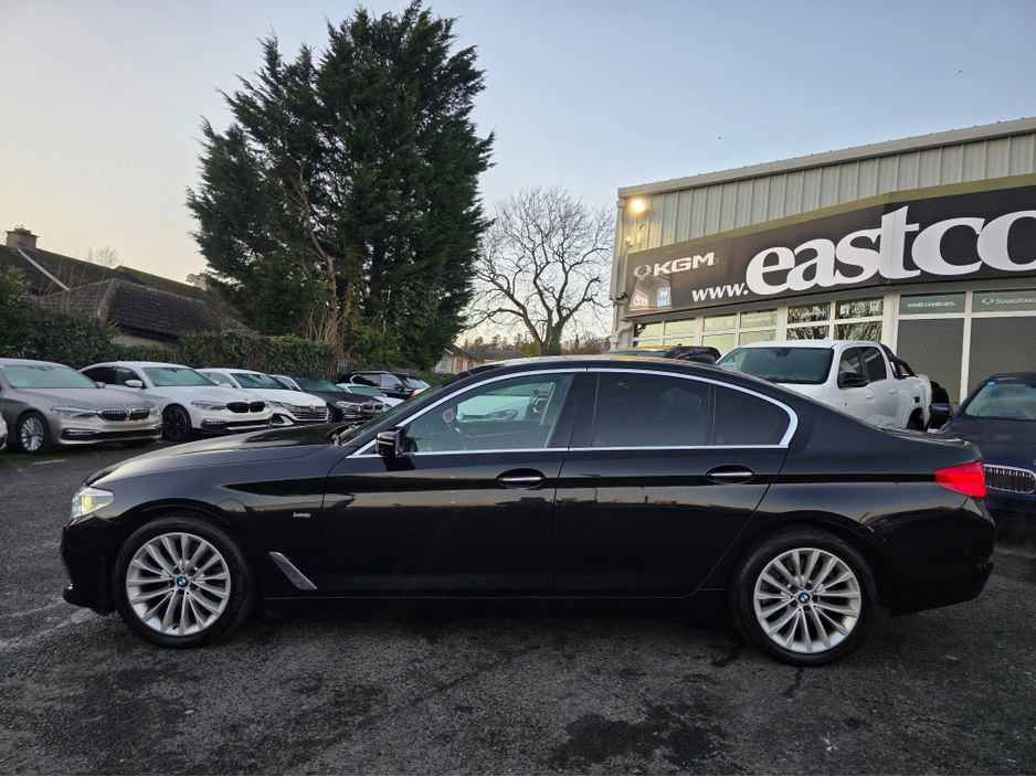 2017 BMW 5 Series ( 172 REG ) 523D LUXURY UPGRADED PACK EDITION FULL LEATHER ELECTRIC HEATED SEATS - 360 REVERCE CAMERA - PRIVACY GLASS €24,950