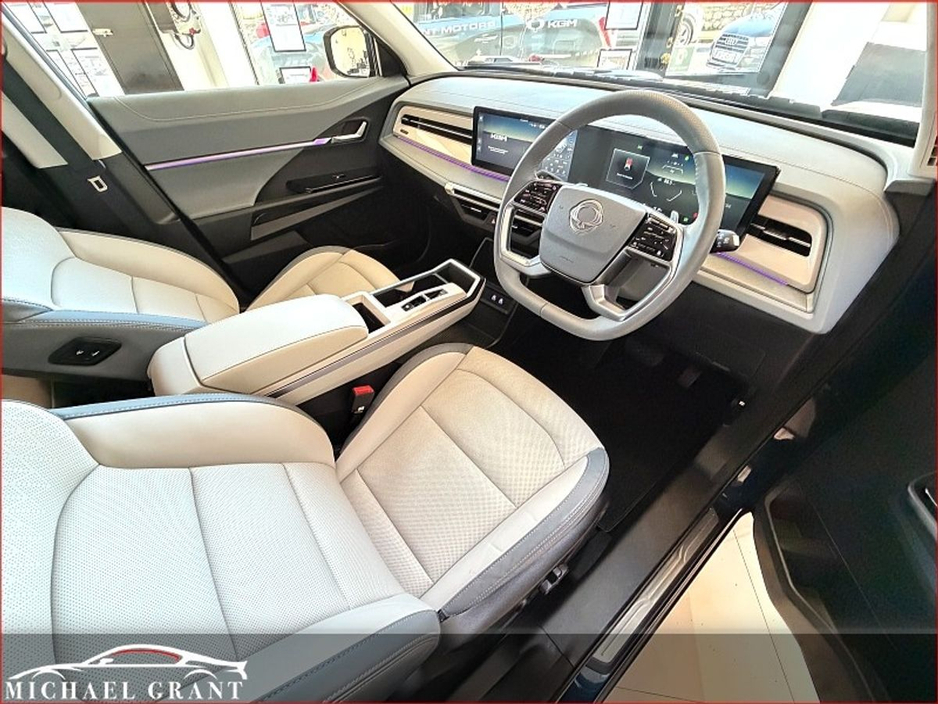 2025 KGM TORRES EVX 73.4 kWh ELECTRIC HUGE SPEC 10 YEAR/1 MILLION KMS WARRANTY €43,950