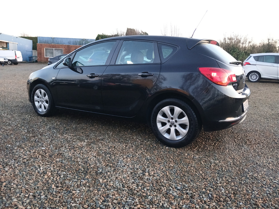 2015 Opel Astra 1.4 16v VVT 100PS S €5,995