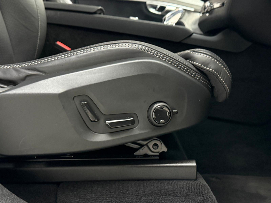 2025 Volvo XC90 ULTRA T8 RECHARGE 2.0 455HP PHEV *7 SEATER* €89,990