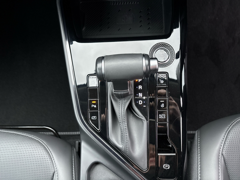 2025 Kia Niro HEV SEM €36,895