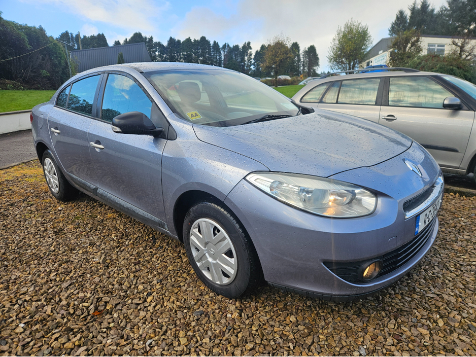 2011 Renault Fluence 1.5 DCI 86 ROYALE 4DR €2,800