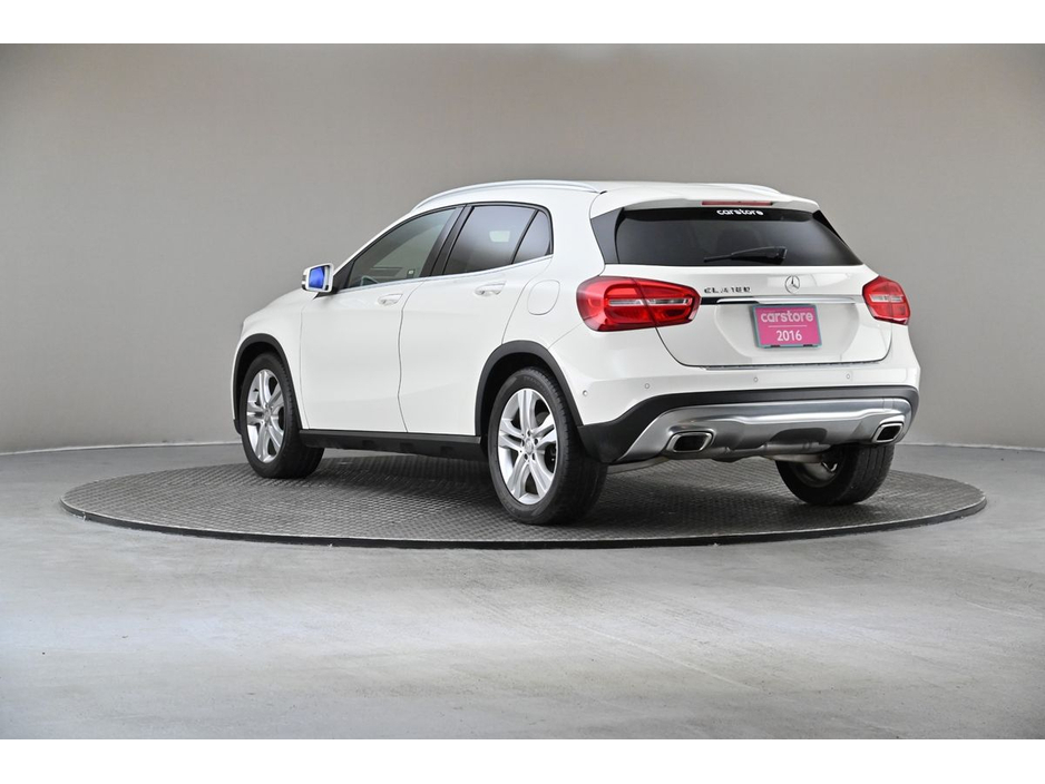 2016 Mercedes-Benz GLA Class GLA 180 *HALF LEATHER*REVERSE CAM*PARK SENSORS* €18,890