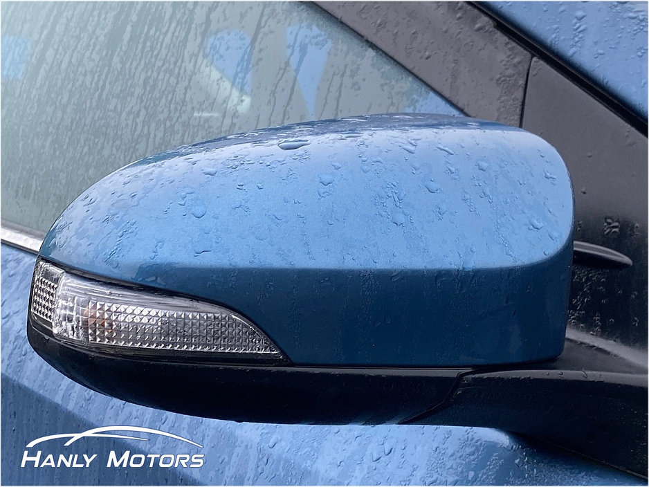 2016 Toyota Auris 1.4 D-4D LUNA 4DR €10,995