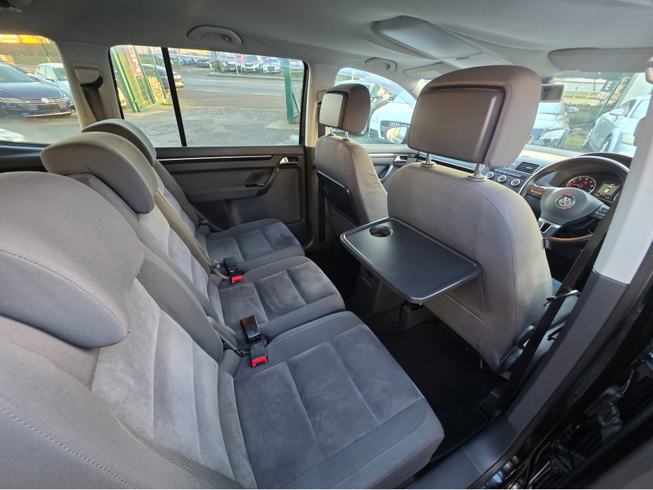 2013 Volkswagen Touran ( 132 REG  )1.4 TSI HIGHLINE EDITION  7 SEATER ALLOYS SIMI DEALER - SPECIALISING IN IMPORTS OF GERMAN AUTOMATIC HI SPEC CARS €10,950
