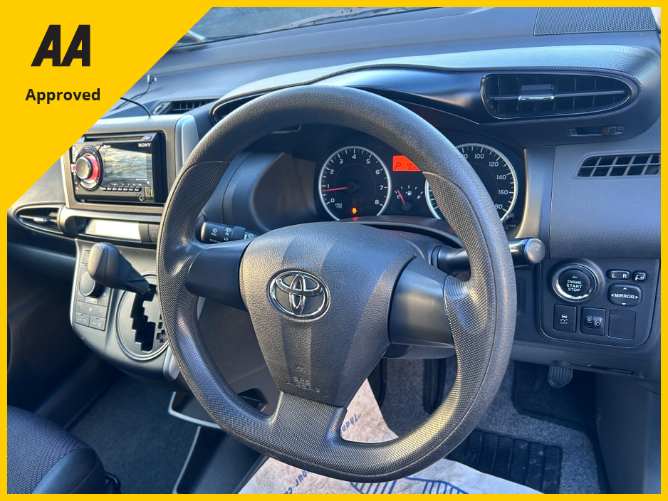 2013 Toyota Wish 2013 TOYOTA WISH PETROL AUTO AWD 7 SEATS €9,950