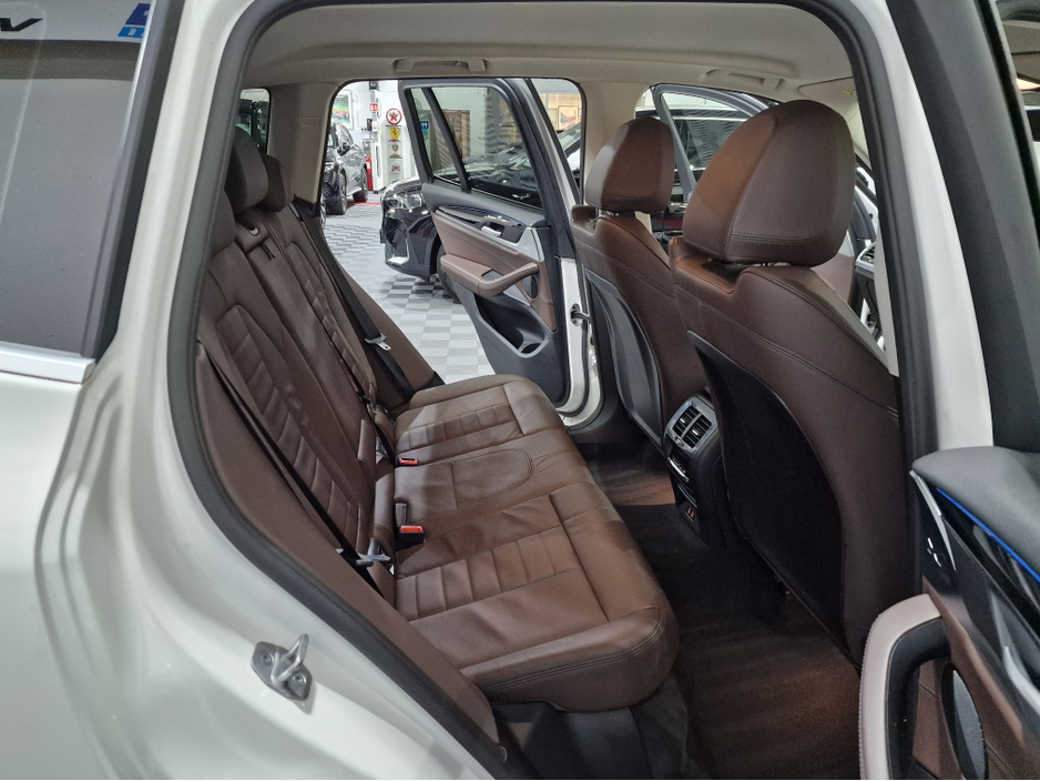 2021 BMW X3 30E X-DRIVE X-LINE AUTOMATIC **ONE OWNER / ACTIVE CRUISE CONTROL / APPLE CARPLAY / ELECTRIC TOWBAR / FULL MOCHA LEATHER / HEATED STEERING WHEEL / SAT NAV / REVERSE CAMERA / REAR TINTED GLASS** €38,450