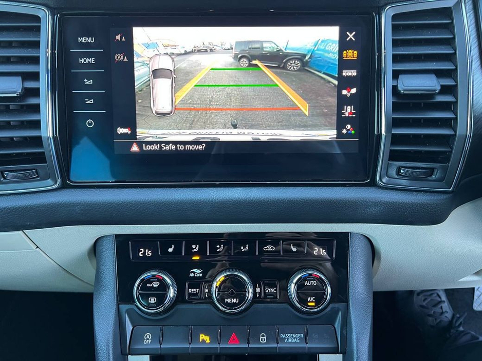 2022 Skoda Kodiaq STYLE 7-SEATER 2.0 TD AUTO // LEATHER HEATED SEATS // APPLE CARPLAY/ANDROID AUTO // BACKSEAT CLIMATE CONTROL €29,950