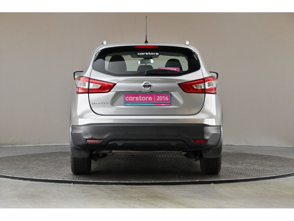 2016 Nissan Qashqai 1.2 SV CVT MY16 *GLASS ROOF*SAT NAV*REVERSE CAM* €14,890