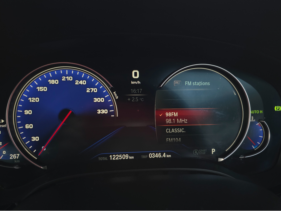 2017 BMW 5 Series ( 172 REG ) 523D LUXURY UPGRADED PACK EDITION FULL LEATHER ELECTRIC HEATED SEATS - 360 REVERCE CAMERA - PRIVACY GLASS €24,950