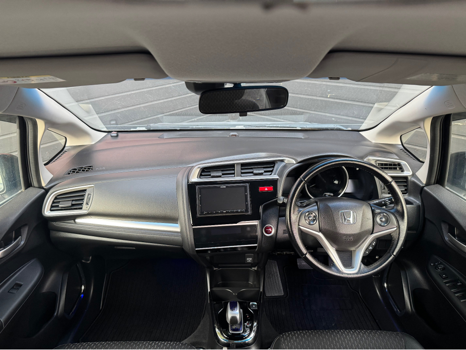 2016 Honda Fit 1.5 HYBRID AUTO €9,995