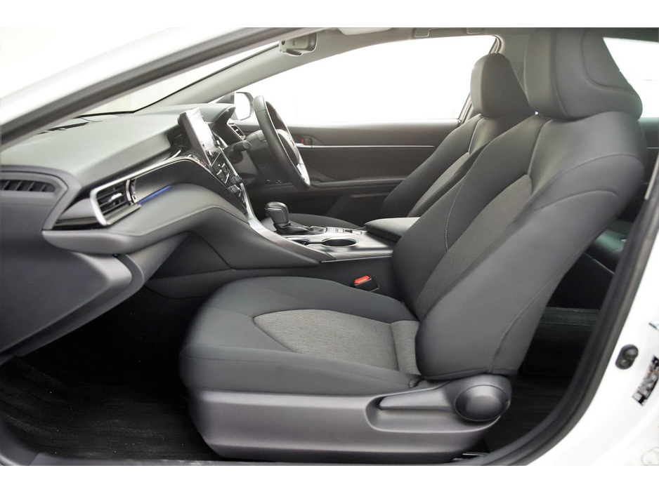 2021 Toyota Camry 2.5 HYBRID *REVERSE CAM*PEARL PAINT*PARK SENSORS* €30,490