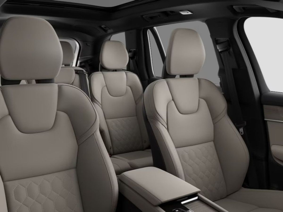 2026 Volvo XC90 T8 PHEV Plus Dark €104,595