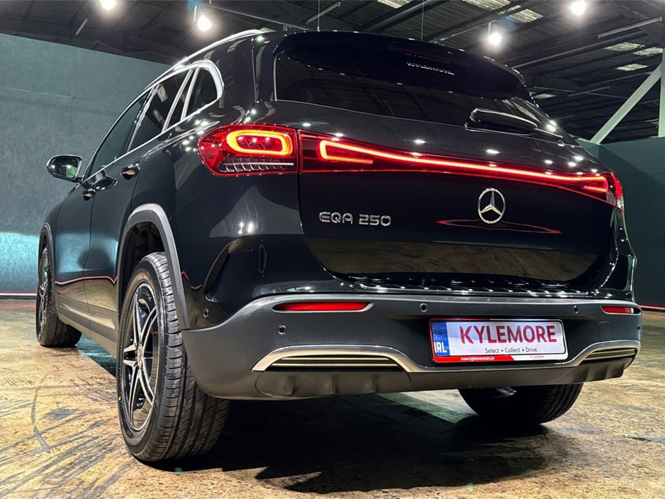 2022 Mercedes-Benz EQA EQA 250 AMG LINE - HEATED SEATS - REVERSE CAMERA - AMBIENT LIGHTING - ELECTRIC TAILGATE €28,950