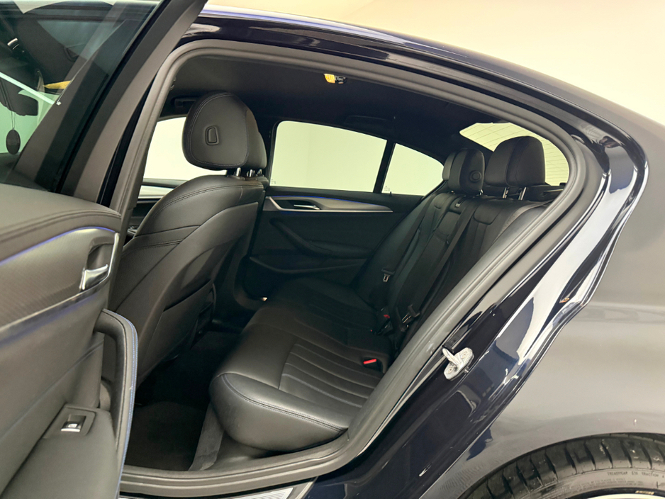 2018 BMW 5 Series 530E M SPORT €25,990