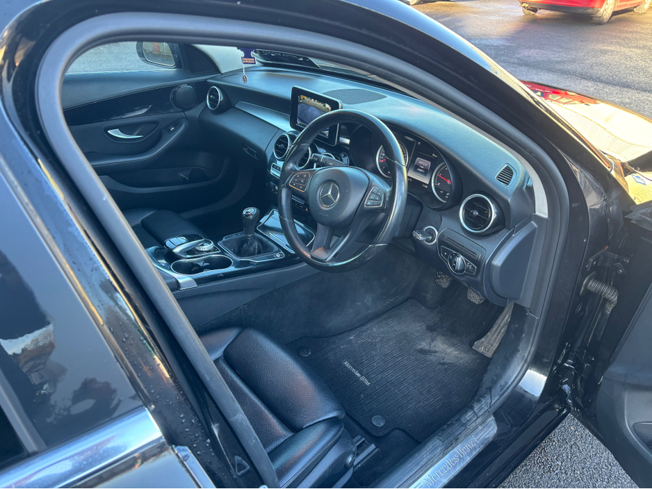 2017 Mercedes-Benz C Class C SERIES D SE 4DR €13,000