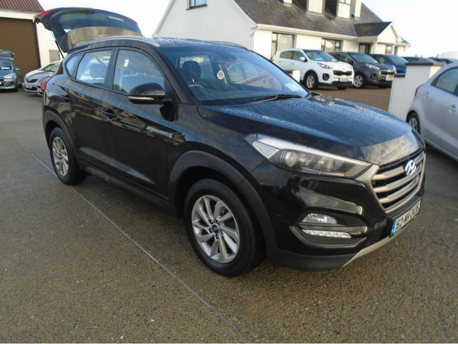 2016 Hyundai Tucson 1.7 CRDI SE NAV BL/DR 5 5DR €13,500