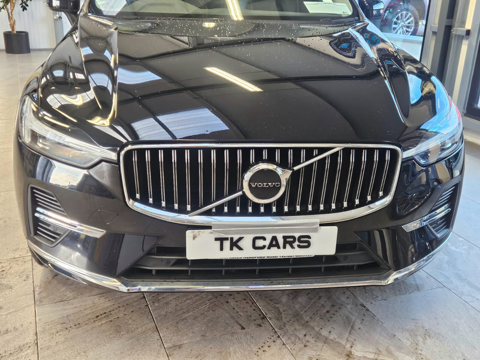 2022 Volvo XC60  €42,950