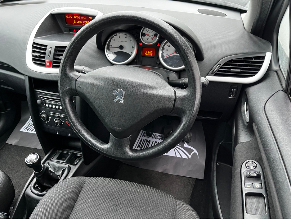 2011 Peugeot 207 1.4 SE 94 BHP LOW KM €2,900