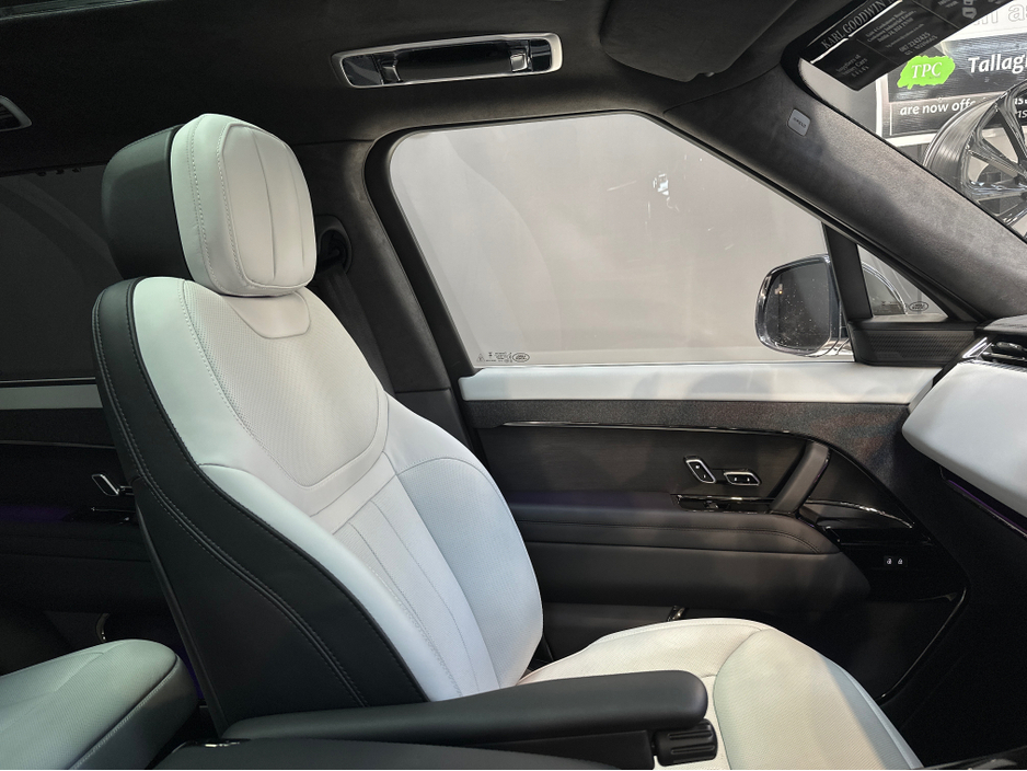 2025 Land Rover Range Rover Sport AUTOBIOGRAPHY P460 E-HYBRID €144,950