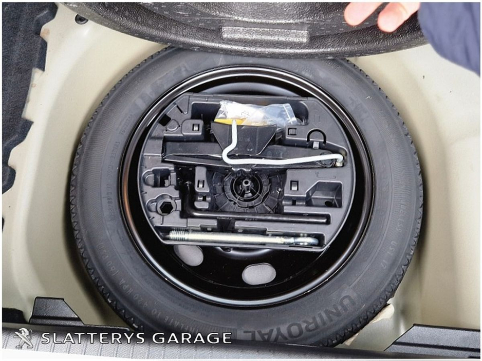 2022 Peugeot 208 1.2 Puretech 75 bhp Active €15,995