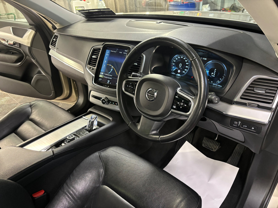 2016 Volvo XC90 2.0 T8 400PS HYBRID MOMENTUM GEARTRONIC €24,950