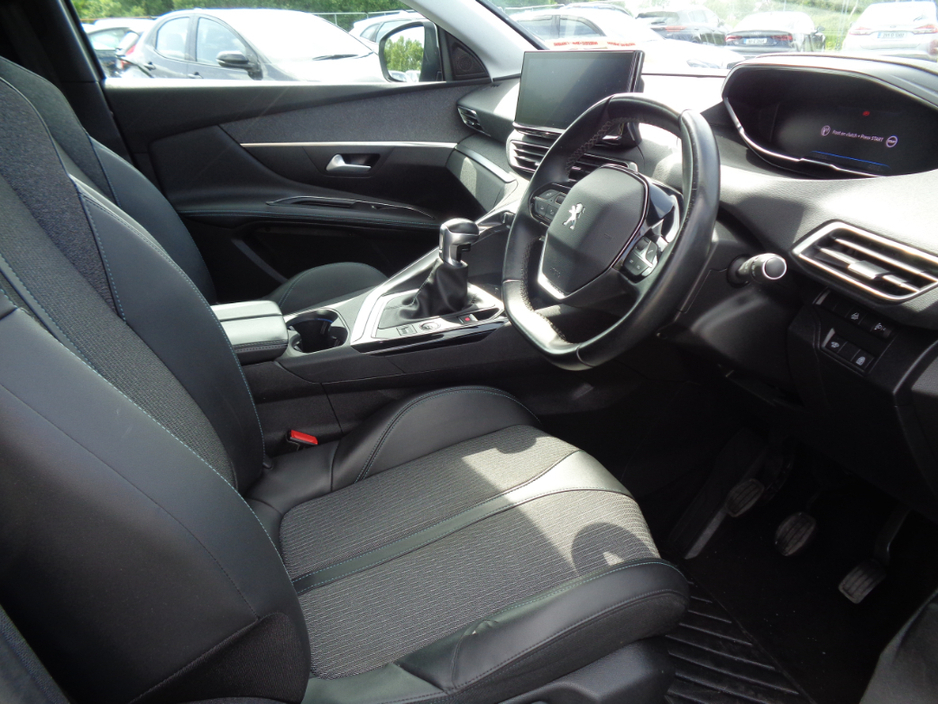 2021 Peugeot 3008 Allure 1.5 Blue HDI 130 bhp €29,900