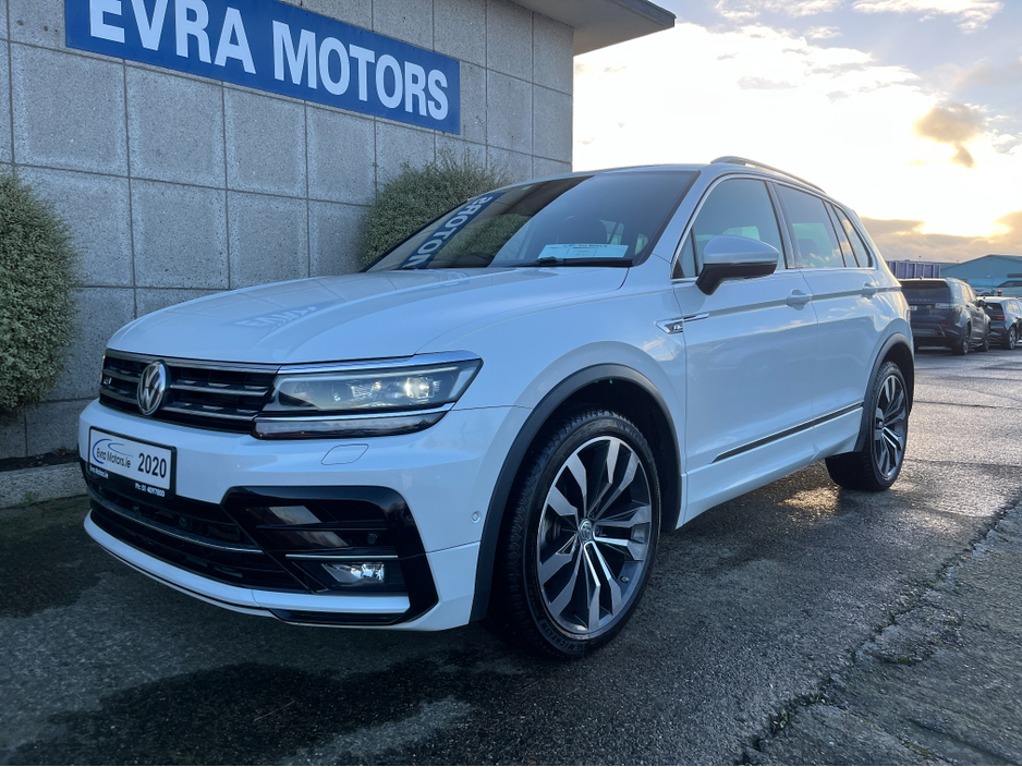2020 Volkswagen Tiguan R-LINE 4MOTION AUTOMATIC 2.0 DIESEL //LOW MILES//MASSIVE SPEC//FULL LEATHER//DYNAUDIO SOUND SYSTEM//360 PARKING CAMERAS//HEAD UP DISPLAY// €34,950