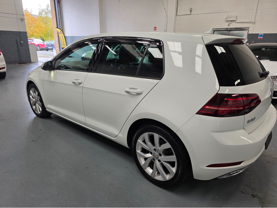 2017 Volkswagen Golf Highline 1.4 TSI DSG €18,250