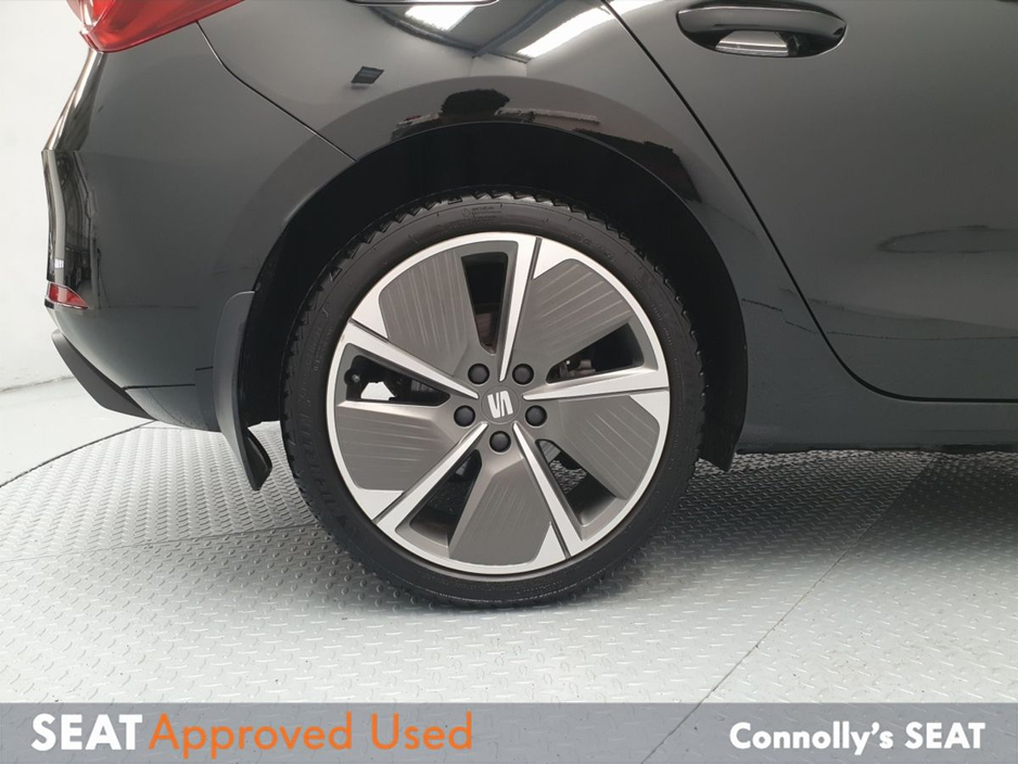 2021 SEAT Leon FR+ e-Hybrid 204hp Auto €22,945