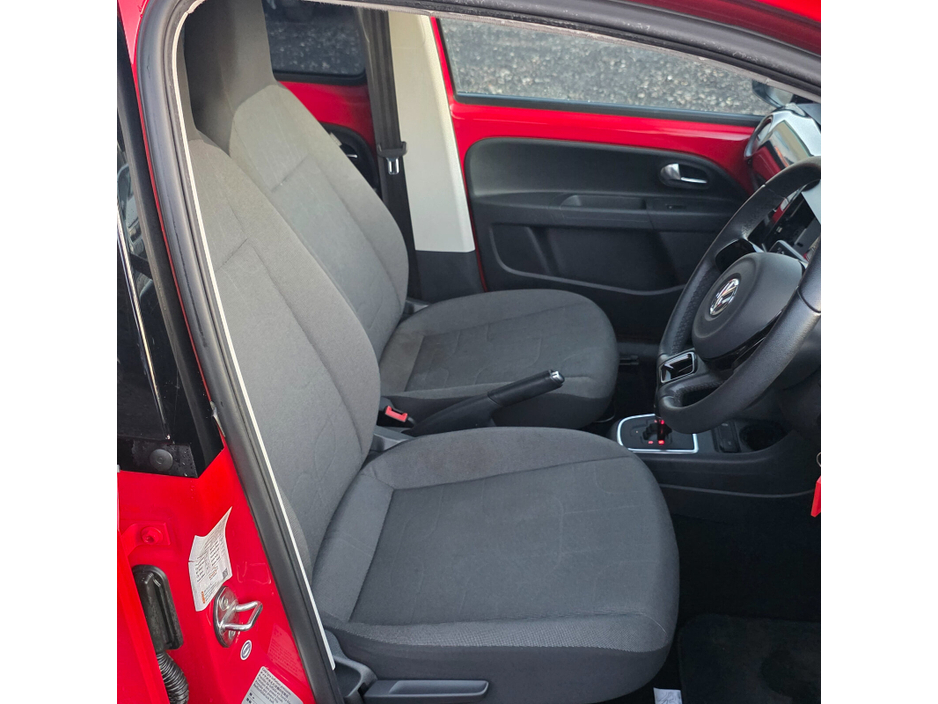 2015 Volkswagen up! 1.0 75BHP MOVE UP €7,950