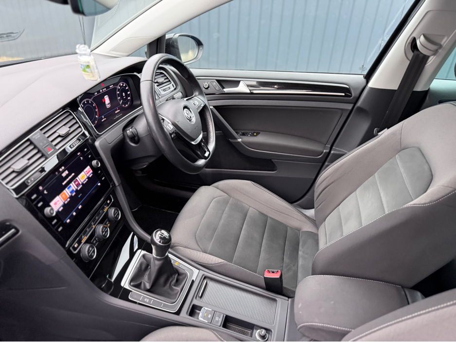 2018 Volkswagen Golf HIGHLINE 1.0L PETROL - MANUAL - 12M WARRANTY - CAR: 1622