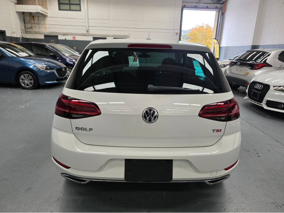 2017 Volkswagen Golf Highline 1.4 TSI DSG €18,250