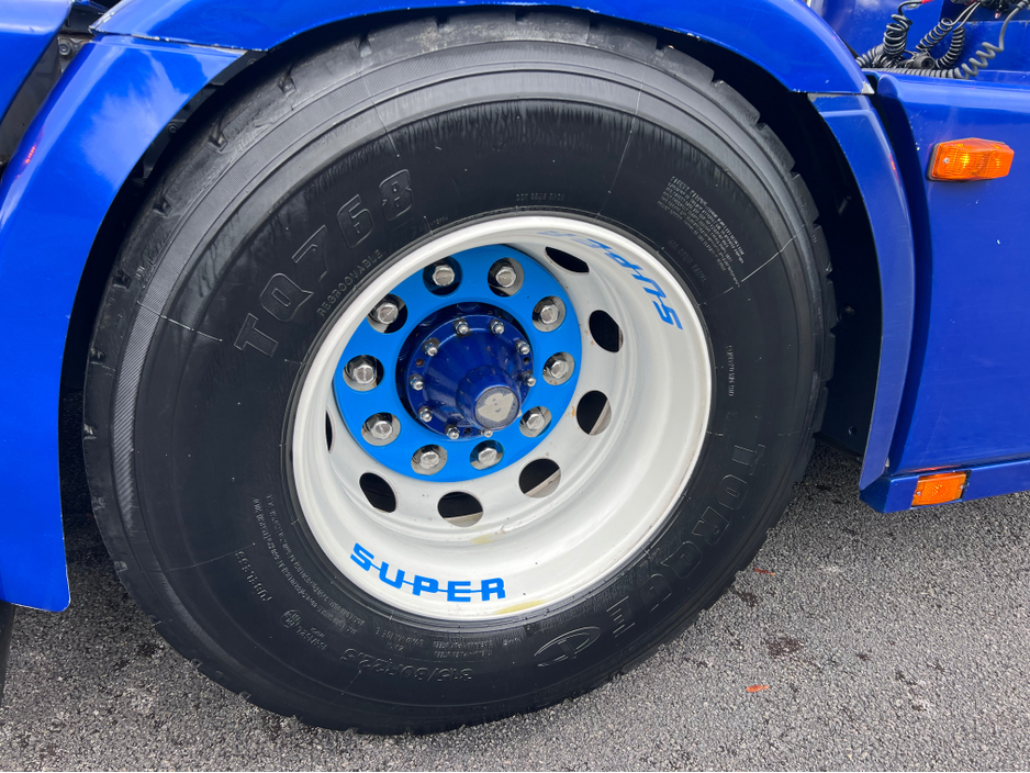 2005 Scania 94D 310hp 164 480 LEFT HAND DRIVE 2DR R164 LA 4X2 NAV