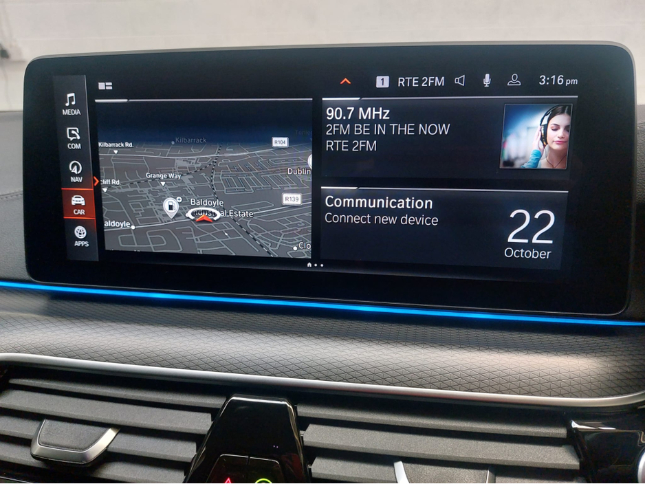 2021 BMW 5 Series 212 545 XDRIVE M SPORT PRO (MASSIVE SPEC )VISIBILITY PACKAGE WITH LASER LIGHTS  - DRIVER ASSIST PROF PACK- PARK ASSIST PROF PACK-  TECH PLUS PACKAGE - HEADS UP- HARMON KARDON - ACTIVE CRUISE CONTROL