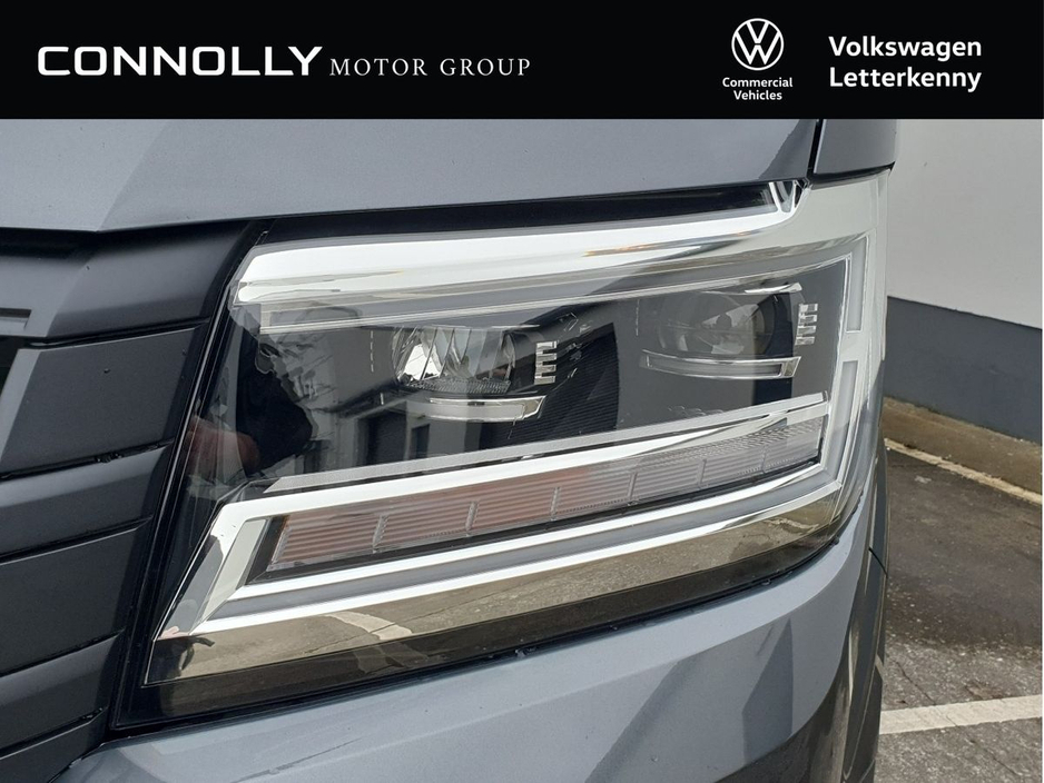 2026 Volkswagen Crafter CR35 Panel van Highline MWB 177 HP 2.0 TDI 8sp Automatic FWD €48,740