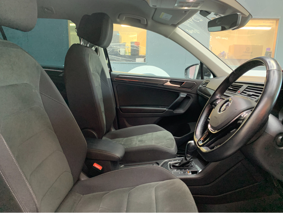 2018 Volkswagen Tiguan 2018 TIGUAN AUTOMATIC 1.4 TSI HIGH LINE / 94k KMs / Heated Front & Rear Seats / ACC & Reverse Camera €26,950