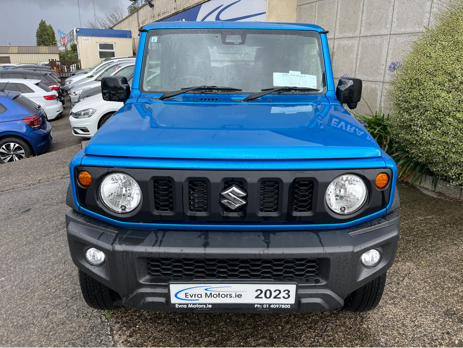 2023 Suzuki Jimny SIERRA 4 SEAT 1.5 PETROL MANUAL //ONLY 3,212 MILES//HEATED SEATS//KEYLESS ENTRY//REVERSE CAMERA// €31,950