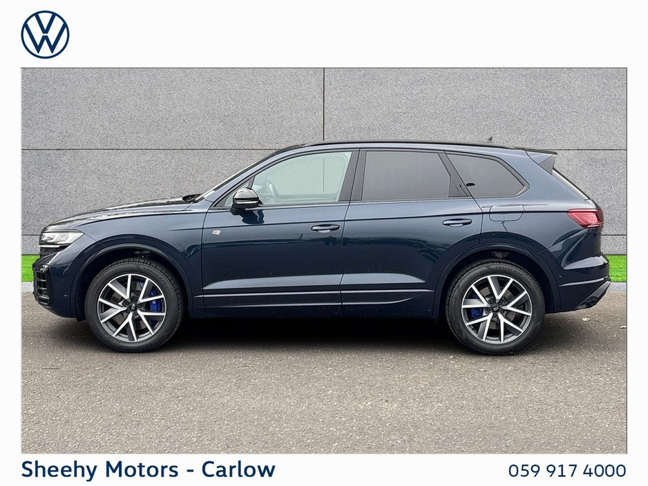 2025 Volkswagen Touareg 3.0TSI R PHEV 462HP €94,950