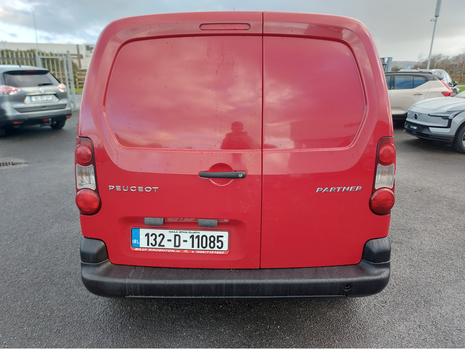 2013 Peugeot Partner ACCESS 1.6 HDI 75 PANE PANELED 4DR *TRADE ONLY* €2,500