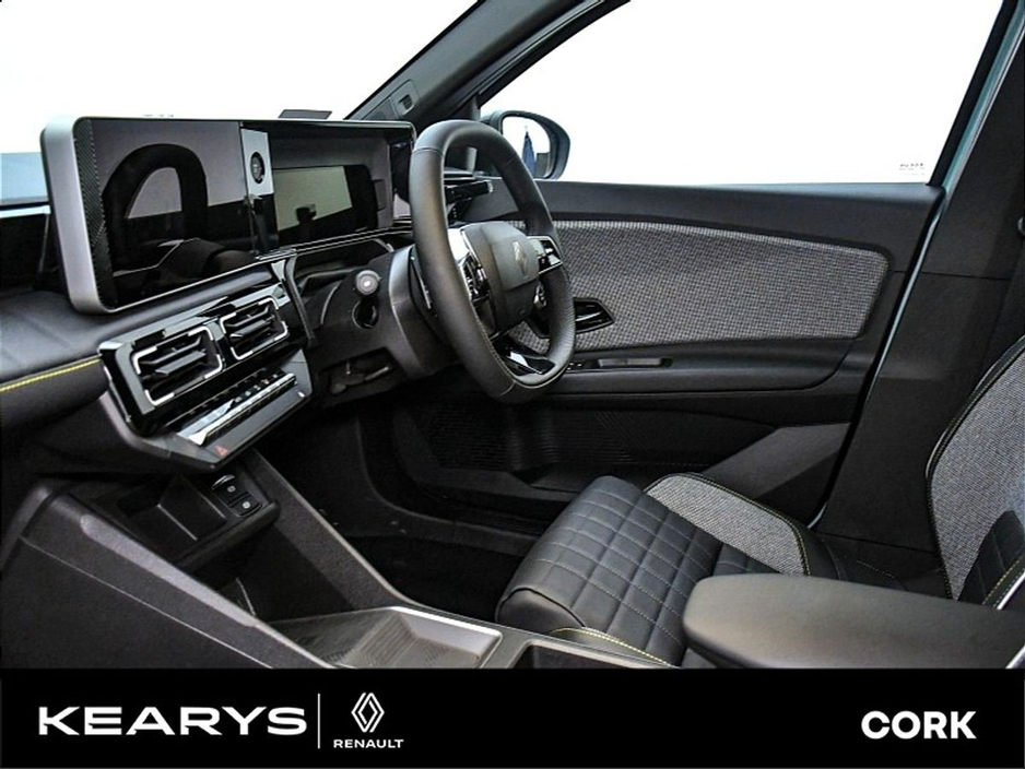 2026 Renault 4 Iconic Order Your 261 Today! €34,995