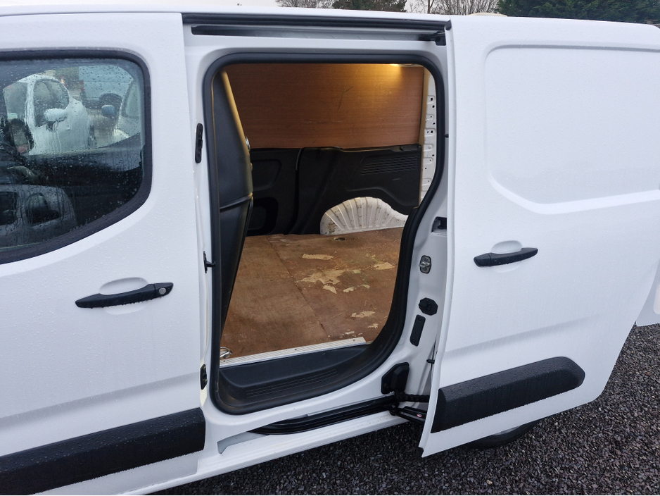 2020 Citroen Berlingo K9 LX 1.5 BLUEHDI 75 650KG M 3 €11,070