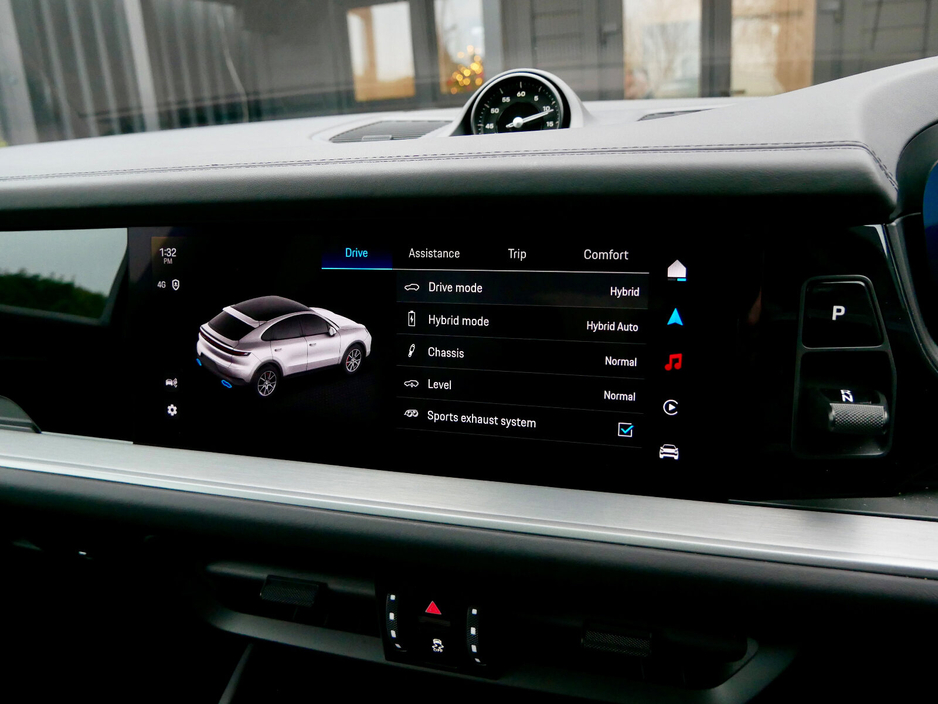 2025 Porsche Cayenne Cayenne E-Hybrid Coup&eacute; €123,950